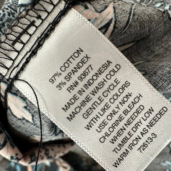 Brand New!‎ a.n.a a new approach Floral Dress Puffy Short Sleeves Small MSRP $60 - Picture 8 of 15